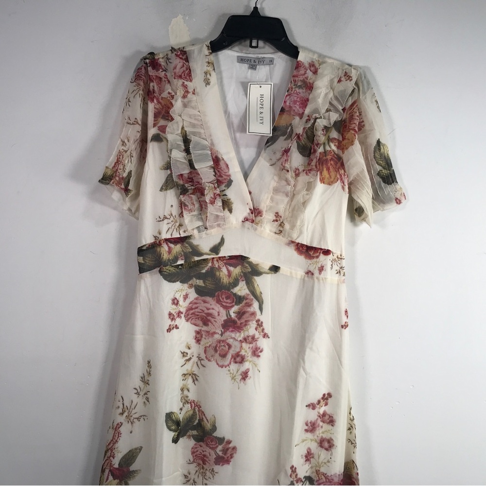 Hope & Ivy Floral Flutter Sleeve Maxi Dress, Women's Size 14 - Ivory - Picture 4 of 8